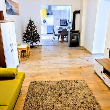 ماريبور Zoe Apartment المظهر الخارجي الصورة